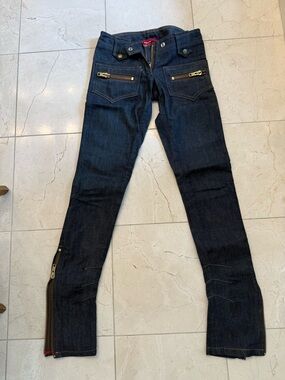 Women's Rocker Style Dark Blue Slim Fit Jeans with Zip Accents